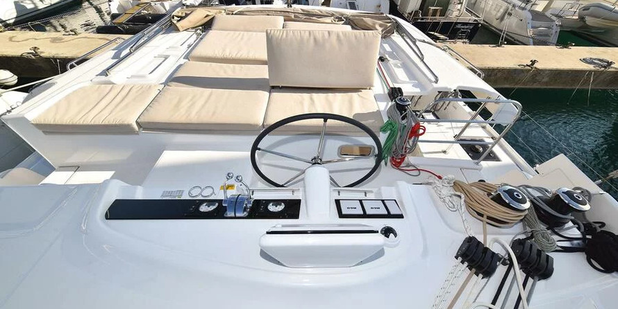 Lagoon 46
