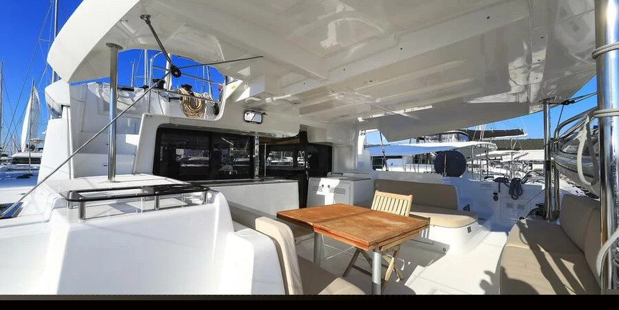 Lagoon 46