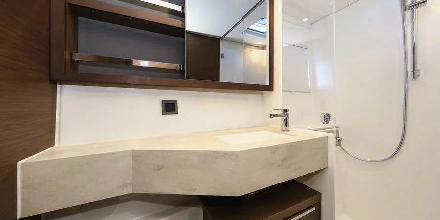 Lagoon 46