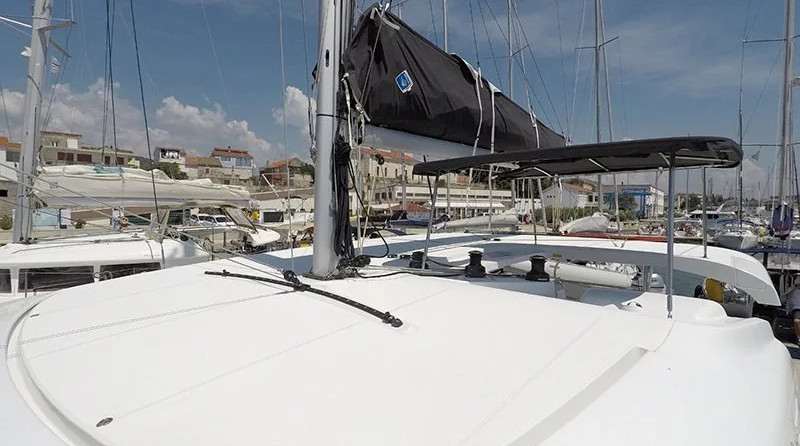 Lagoon 42