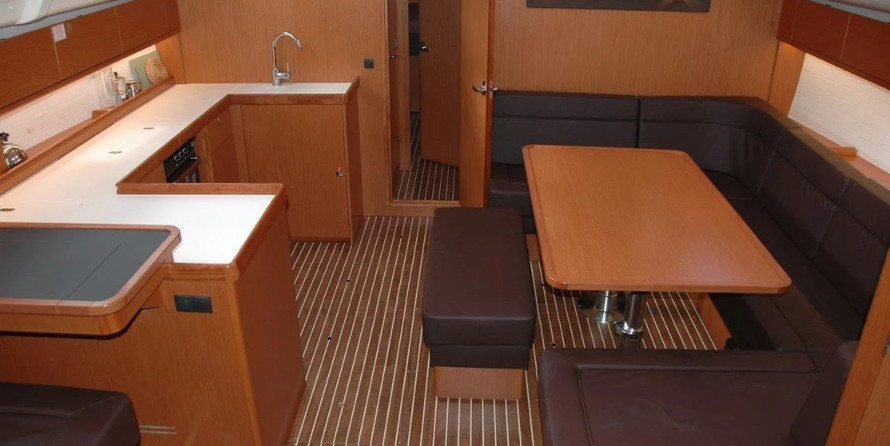 Bavaria Cruiser 51