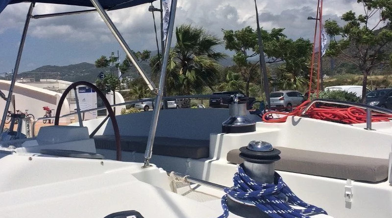 Lagoon 440