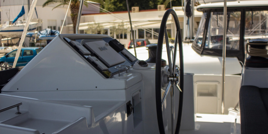 Lagoon 450 F