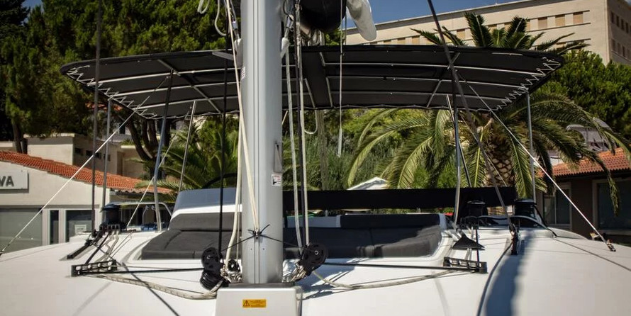 Lagoon 450 F