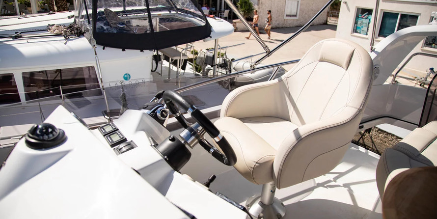Beneteau Antares 36