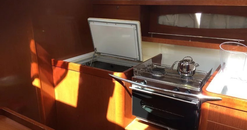 Beneteau Oceanis 50 Family