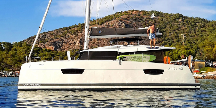 Fountaine Pajot Astréa 42