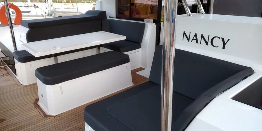 Fountaine Pajot Astréa 42