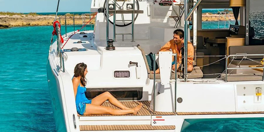 Lagoon 42