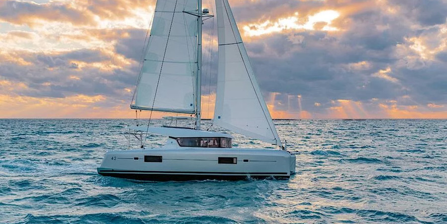 Lagoon 42