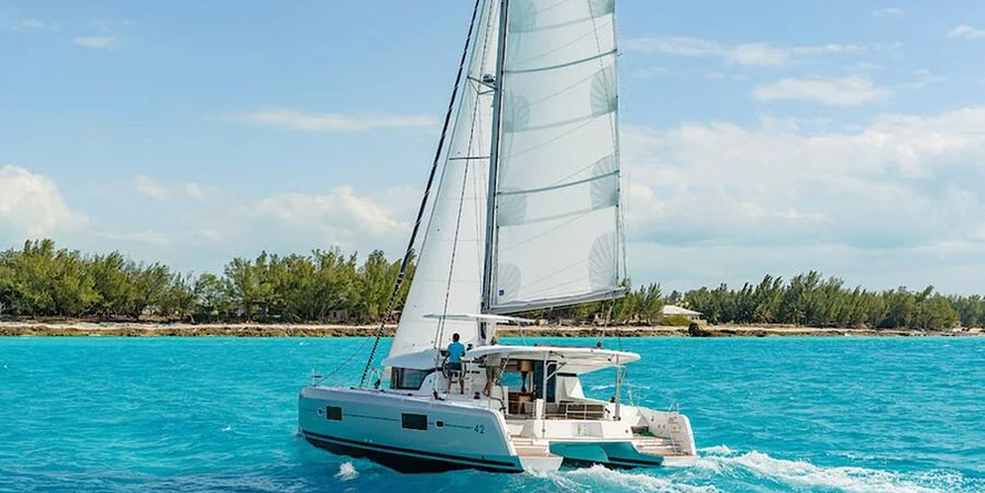 Lagoon 42