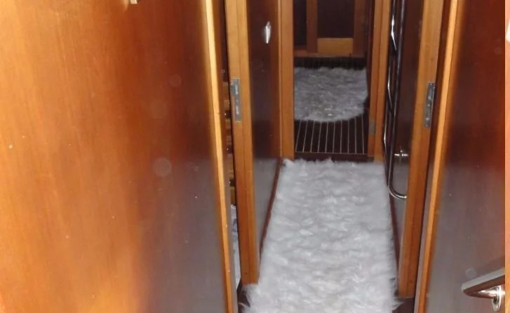 hot seat and giant (1 and 3 person)