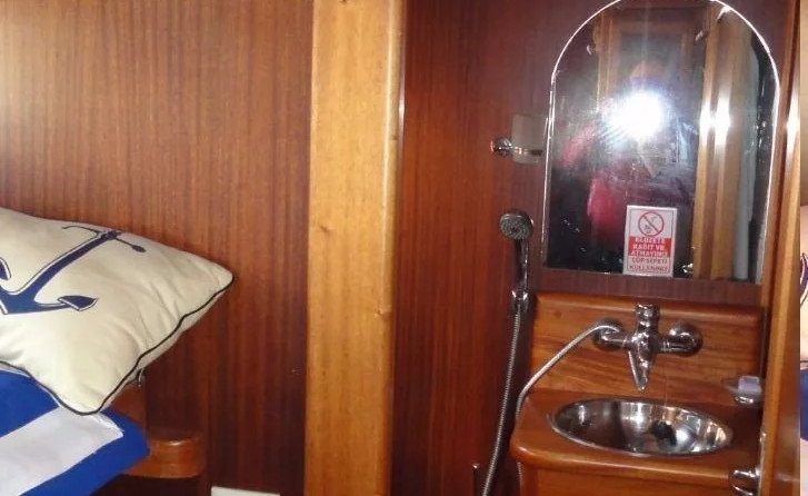 hot seat and giant (1 and 3 person)