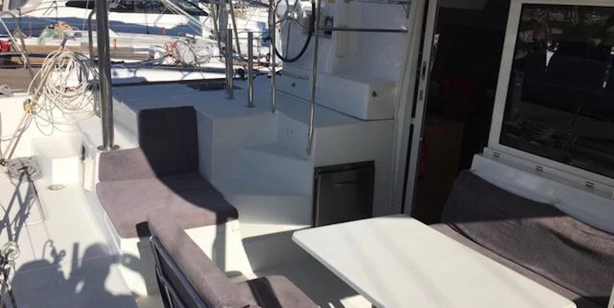 Lagoon 400 S2