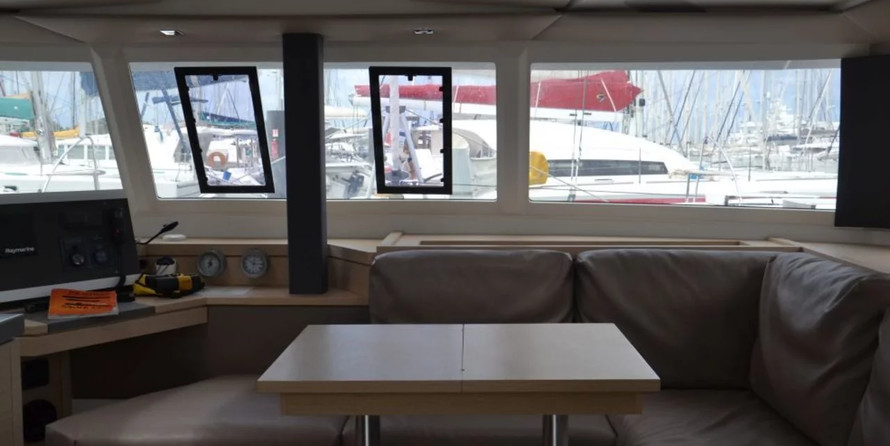 Fountaine Pajot Saona 47