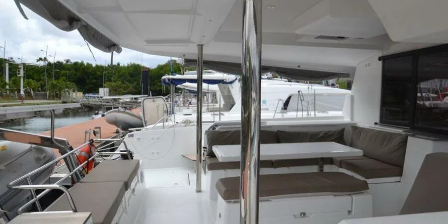 Fountaine Pajot Saona 47