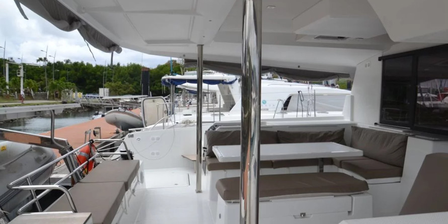 Fountaine Pajot Saona 47
