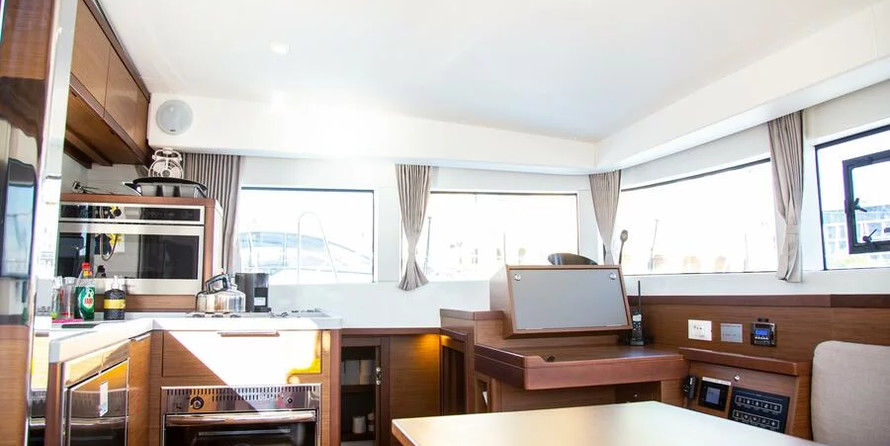 Lagoon 40