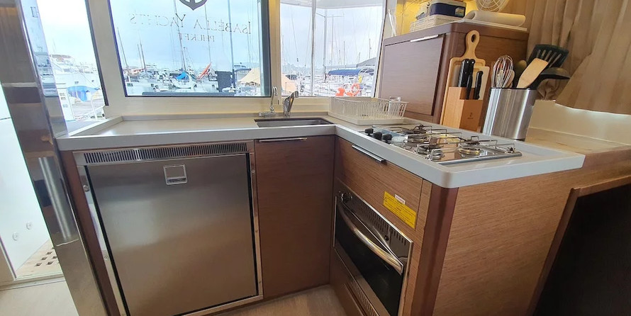 Lagoon 40