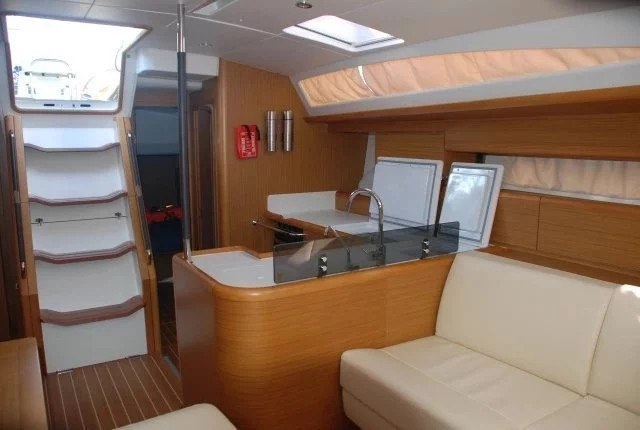 Jeanneau Cap Camarat 5.1 CC