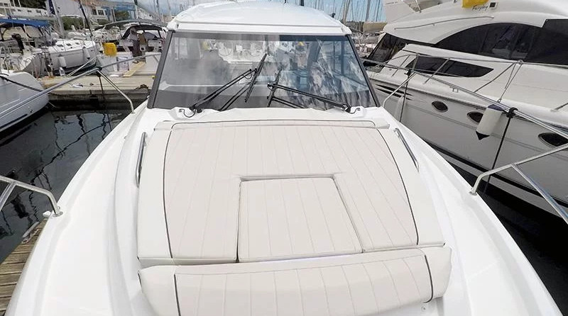 Jeanneau Leader 33