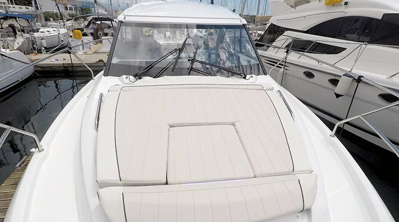 Jeanneau Leader 33