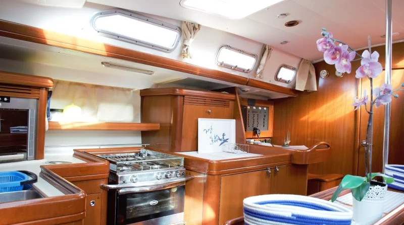 Beneteau Oceanis 523