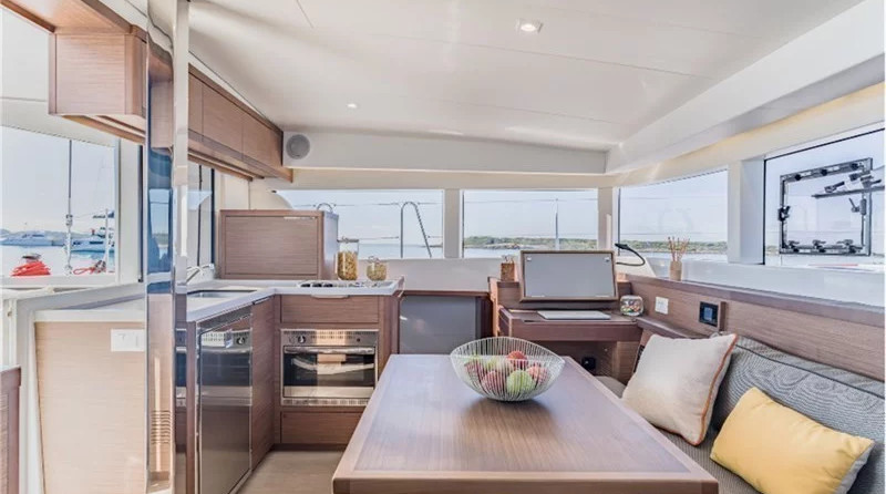 Lagoon 40