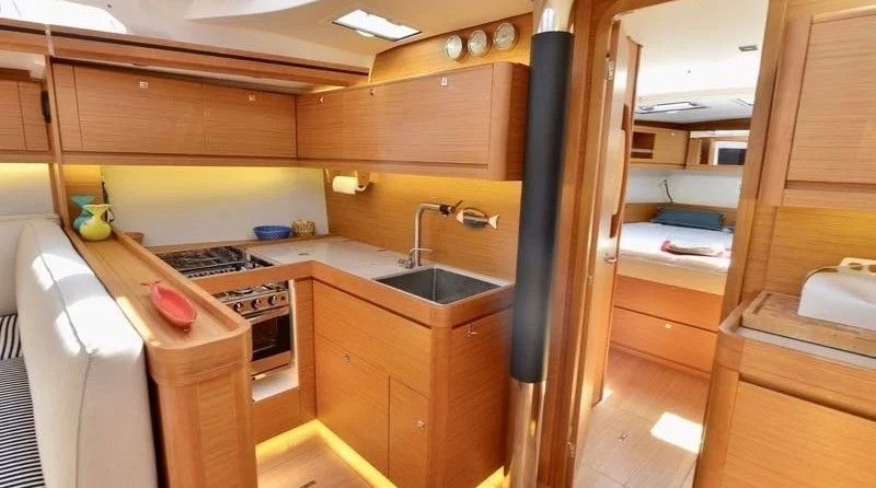 Dufour 520 GL - 4. cab