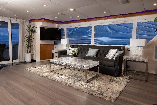 Poole 105 Expedition