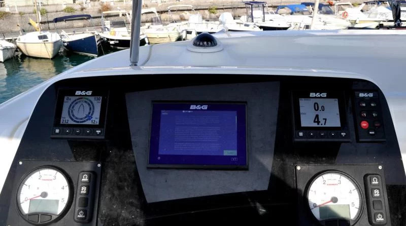 Lagoon 42