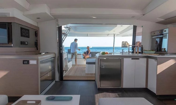 Fountaine Pajot Elba 45