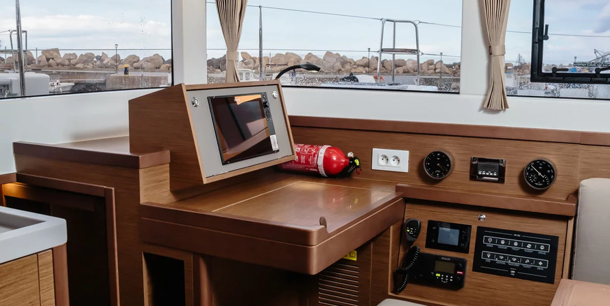 Lagoon 40