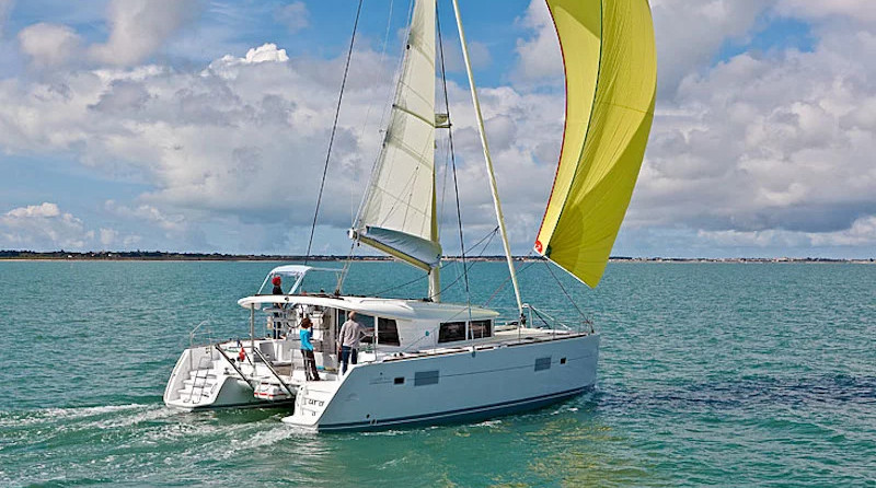 Lagoon 400