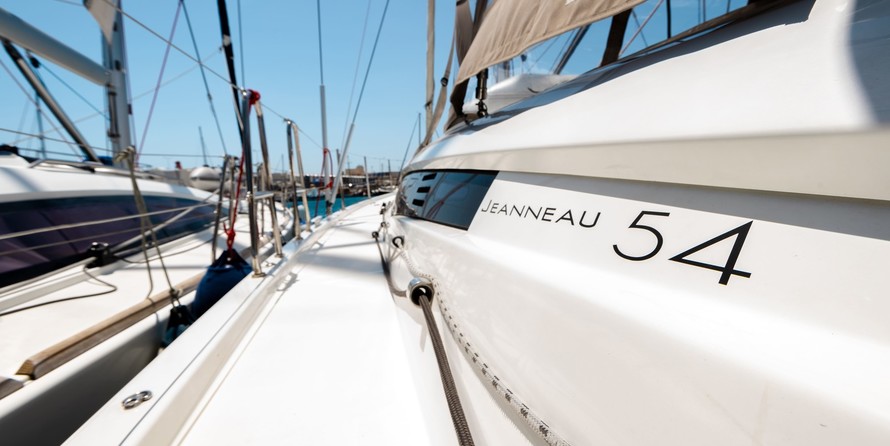 Jeanneau 54