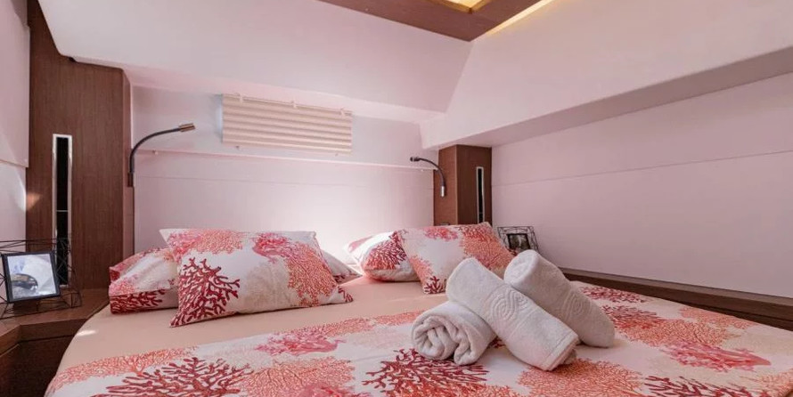 Lagoon 46 - 4 + 2 cab.