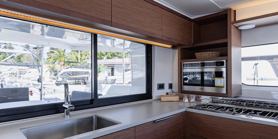 Lagoon 46 - 4 + 2 cab.