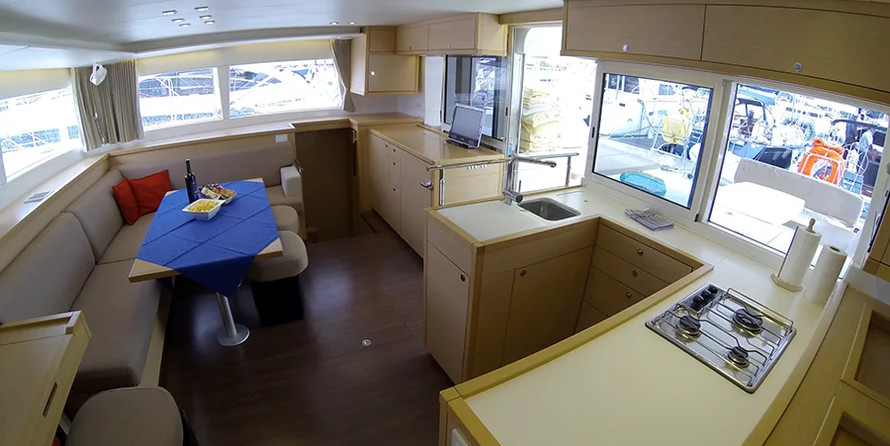 Lagoon 450