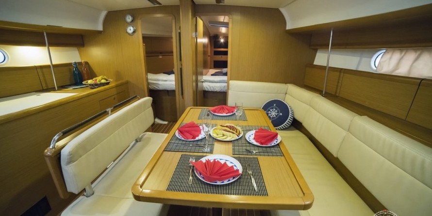 Jeanneau Sun Odyssey 44i