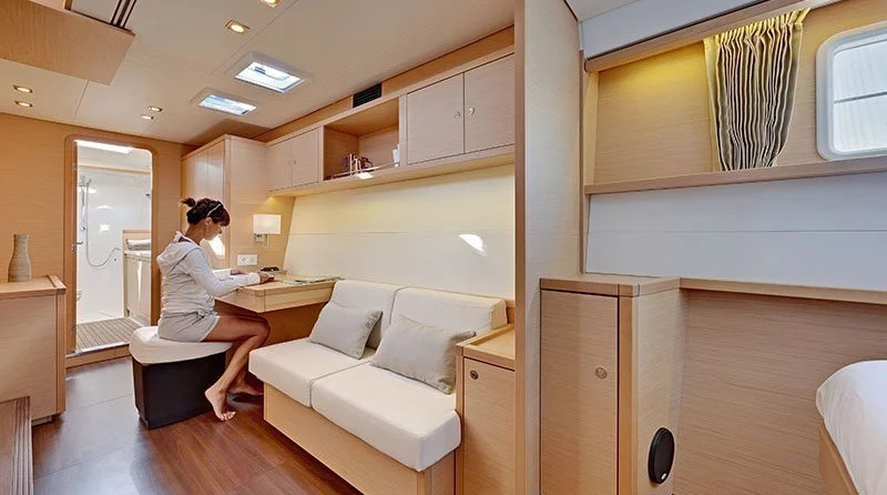 Lagoon 450 - 4 + 2 cab.