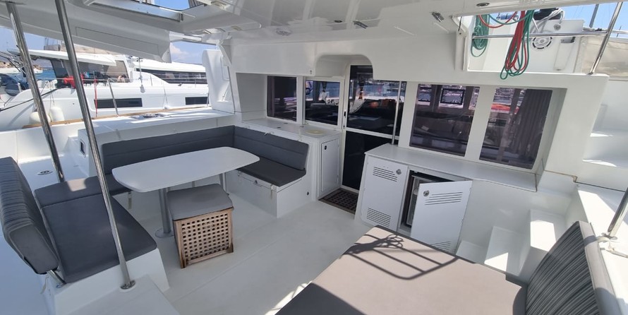 Lagoon 450