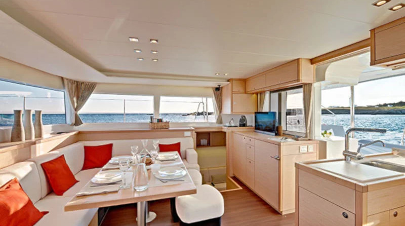 Lagoon 450