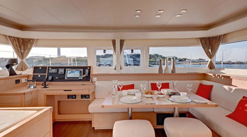 Lagoon 450
