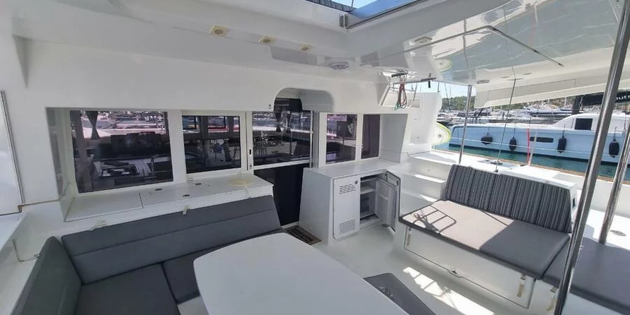 Lagoon 450