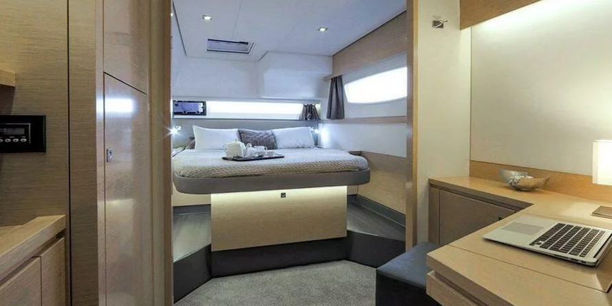 Fountaine Pajot Saba 50