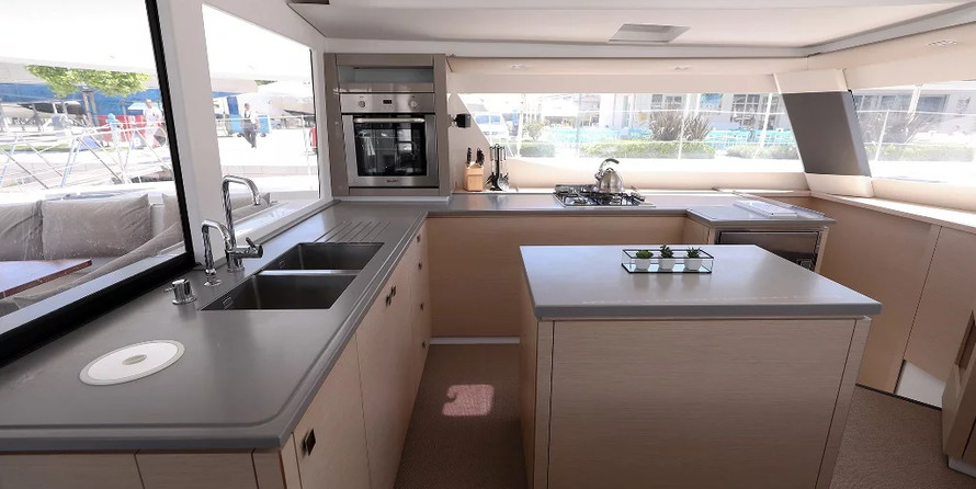 Fountaine Pajot Saba 50
