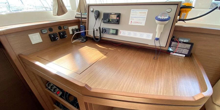 Lagoon 450