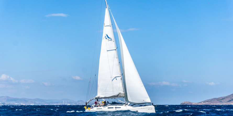 Hanse 548