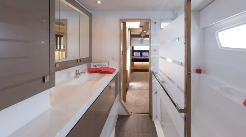 Fountaine Pajot Saona 47