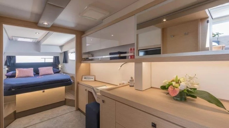 Fountaine Pajot Saona 47